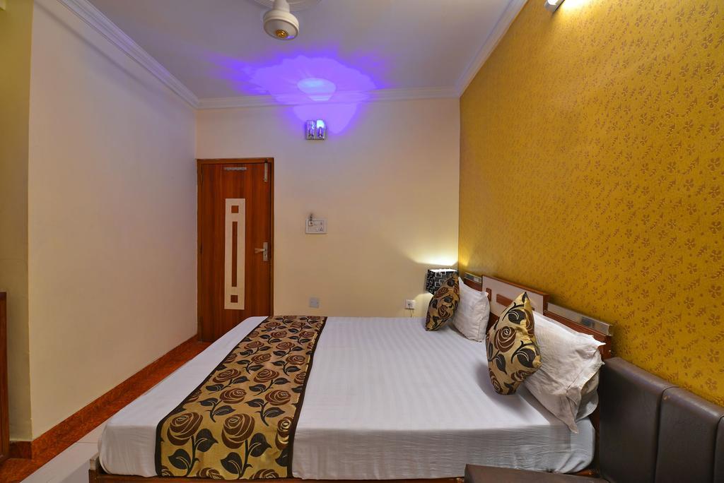 Hotel New Mg Residency Amritsar Exterior foto